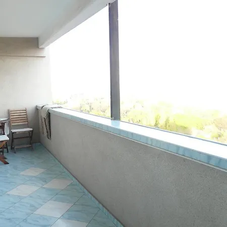 Chaika Apartament Warna